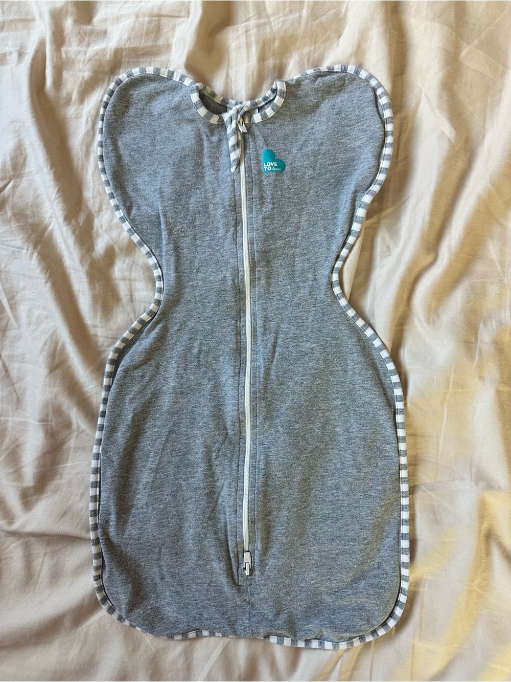 Love to dream swaddle size small 1 tog
